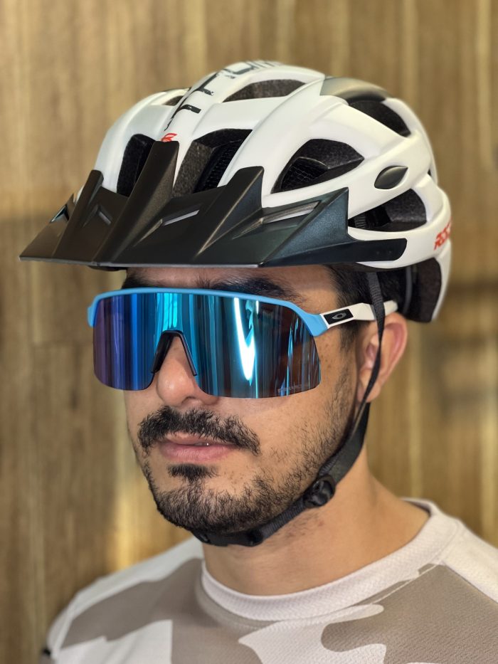 عینک OAKLEY SUTRO LITE